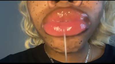 Fuckk @missjuicylips don&rsquo;t play 😭