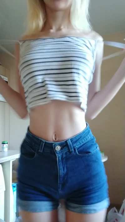 lil tits drop ;) [oc]