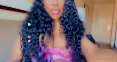 Video (6)