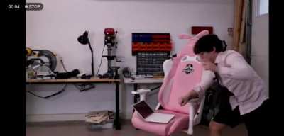 'I wonder what it feels like'