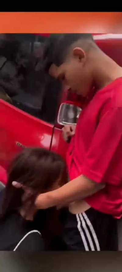 Maria kalili chupando na rua 🔥😉 ( link n&oacute;s coment&aacute;rios) 