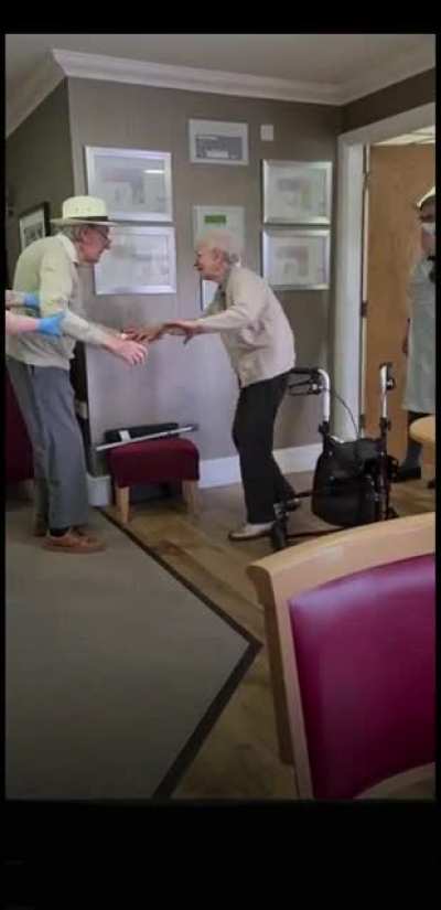 After many months apart, Mary's beloved husband Gordon came to see her at the Baily house care home,UK.