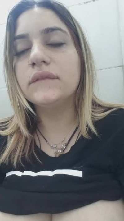 Dm me my name is Tanem Yildirimer