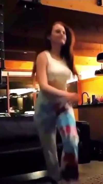 pokies and booty
