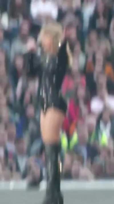 look at that shape