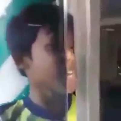 Poggers :V