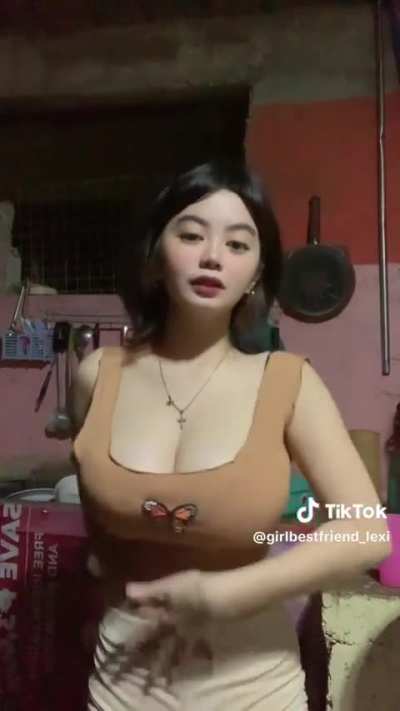 @girlbestfriend_lexi