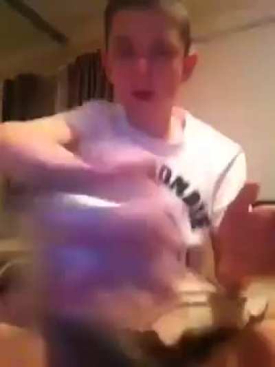 Clap clap scar
