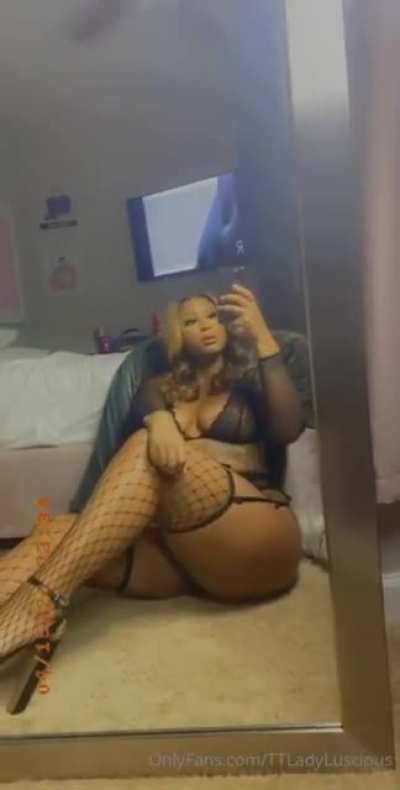 👀