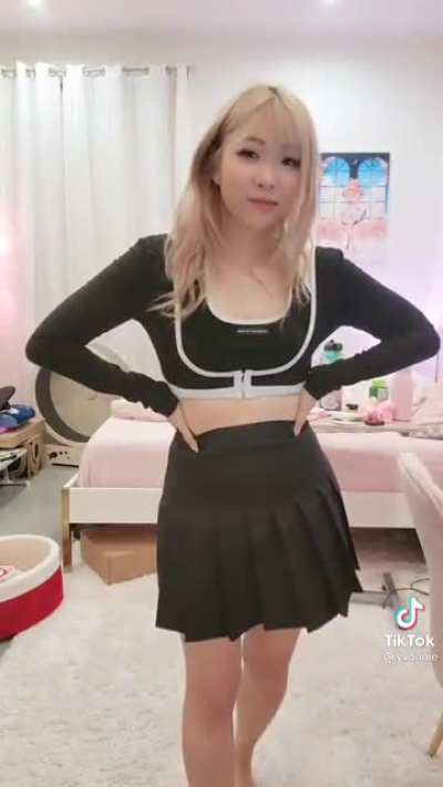 Yvonnie