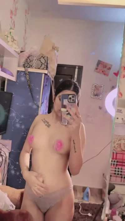 Petite &amp;amp; Topless