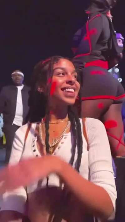 😍