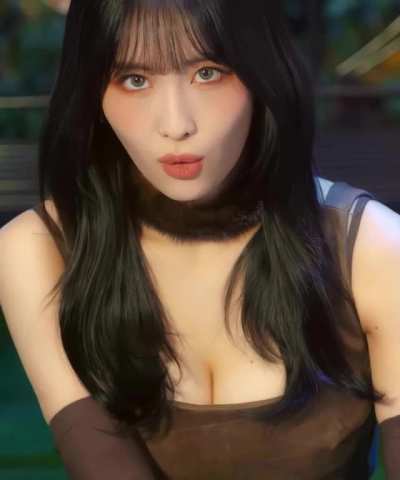 Twice - Momo