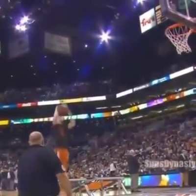 Man dunked himself