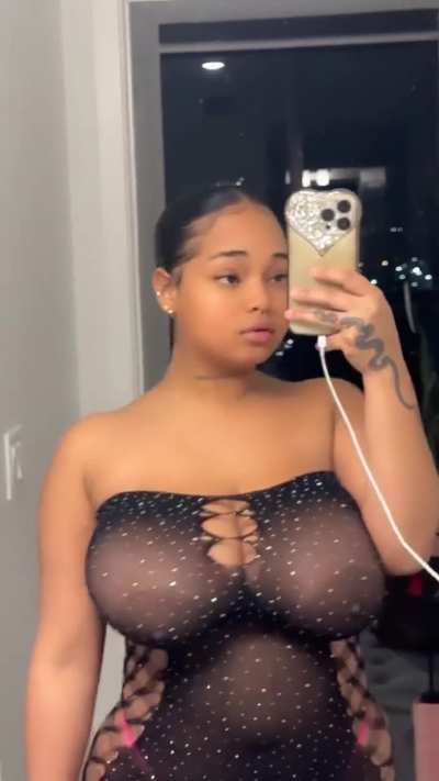 Boobs🍒