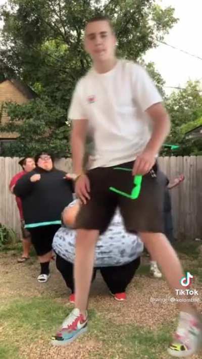 💺💺