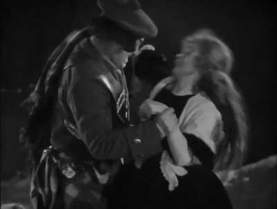Annie Laurie (1927) mountaintop battle