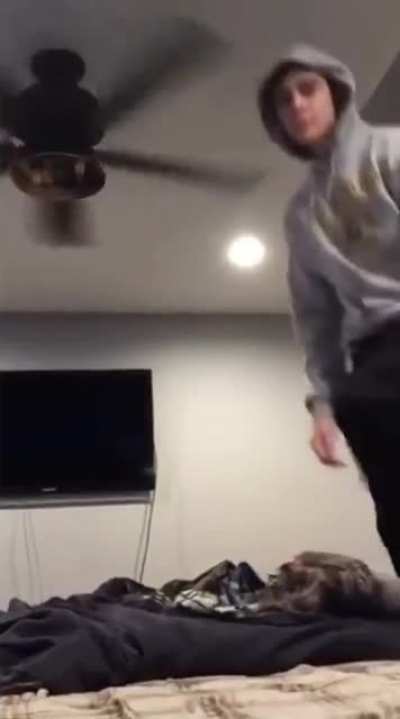 yo: