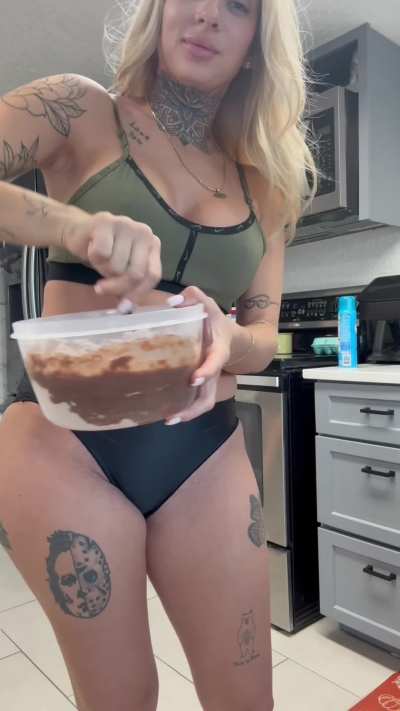 Scat brownies