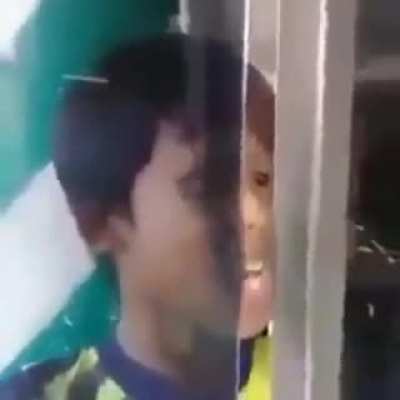 :v