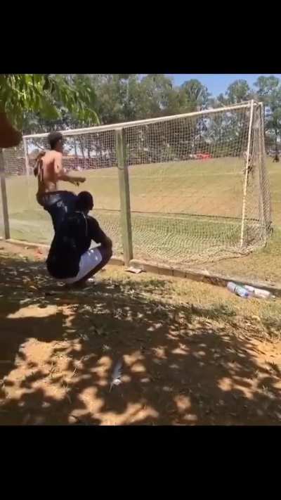 😂