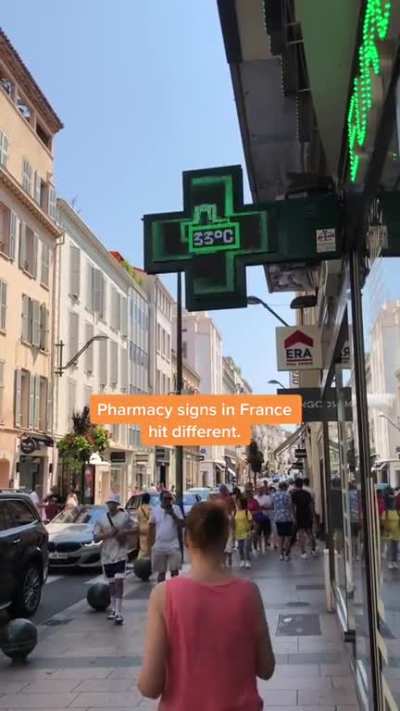 Les autres admirateurs insoup&ccedil;onn&eacute;s du syst&egrave;me de sant&eacute; fran&ccedil;ais