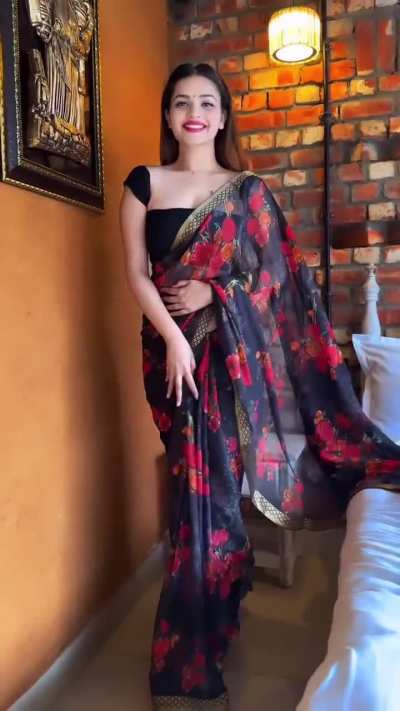 Neha Chauhan 