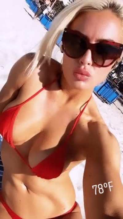 Mandy's cleavage