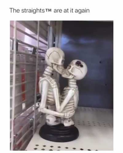 Don&rsquo;t forget to put flowers on a &lsquo;girl&rsquo; skeleton&rsquo;s skull !!!!!