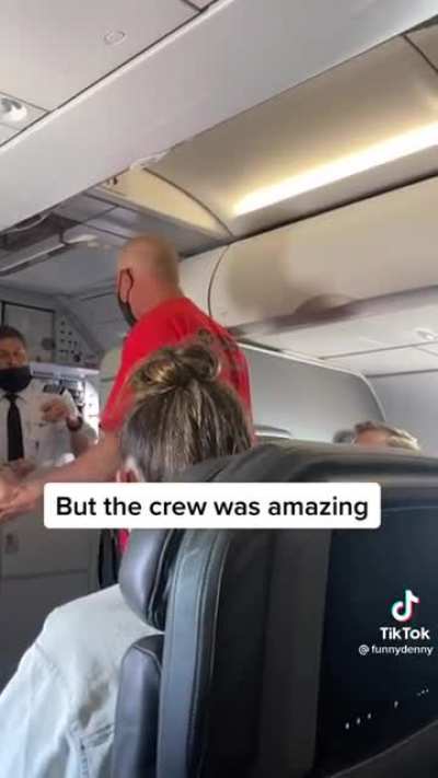 MAGA dumbfuck has a meltdown