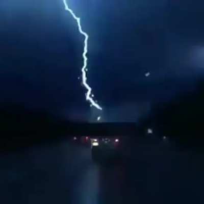 🔥 Two lightning bolts colliding.