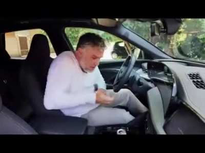 Das Auto! :)