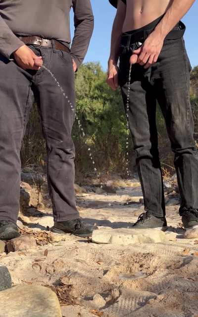 (28M &amp;amp; 27M) Anybody wanna help two Bi Boys refill this riverbed?