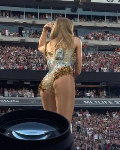 💪🍑