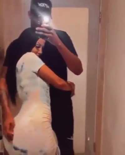 how tall is she?