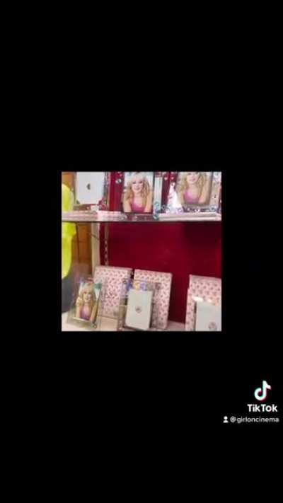 Found an unexpected surprise at a gift shop&hellip;