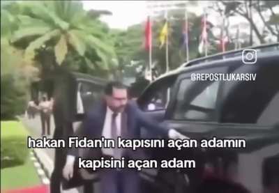 Hakan Fidan&rsquo;ın kapısını a&ccedil;an adamın kapısını a&ccedil;an adam