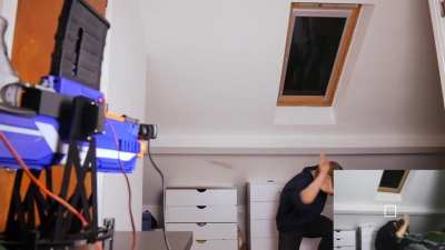 I built a full-auto nerf gun that shoots me in the face
