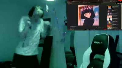 Twitch Streamer accidentally dances to a PROFANE song
