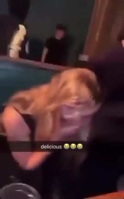 😏