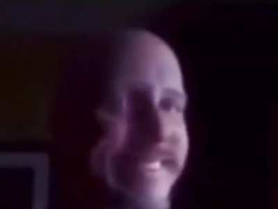 😁