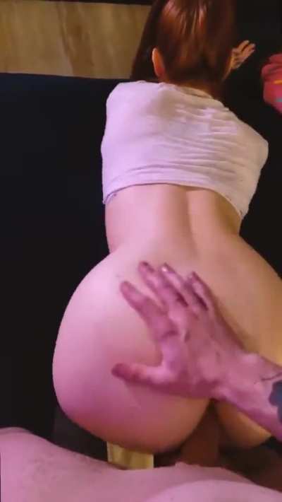 That&rsquo;s a Tiny Chick but a Juicy Ass