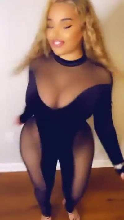 072