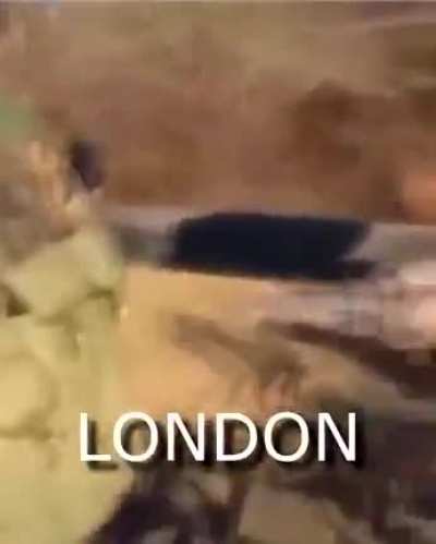 LONDON BE LIKE