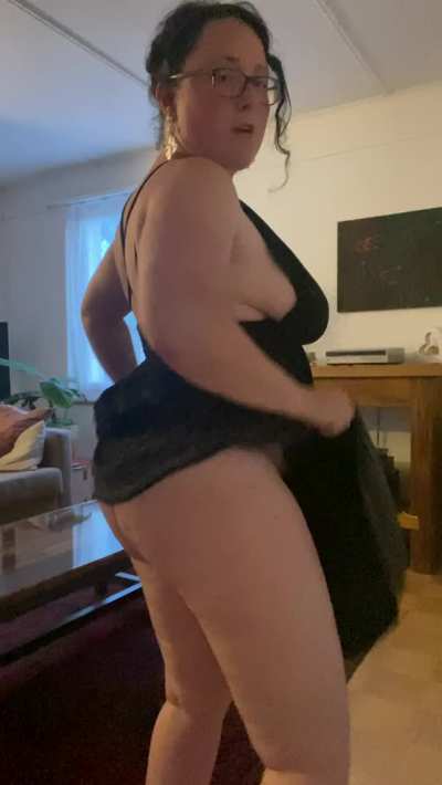 Would you mind if I borrowed your face? I wanna sit on it