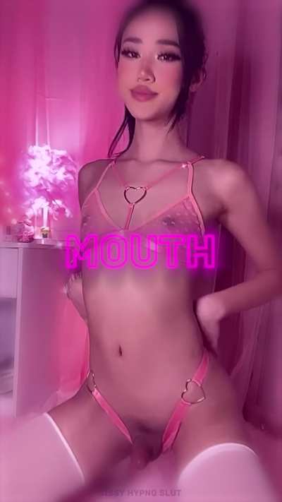 Swear I&rsquo;m straight.. have a gf but lately I&rsquo;ve been getting so dumb for porn I dunno what is happening 😵&zwj;💫🥵