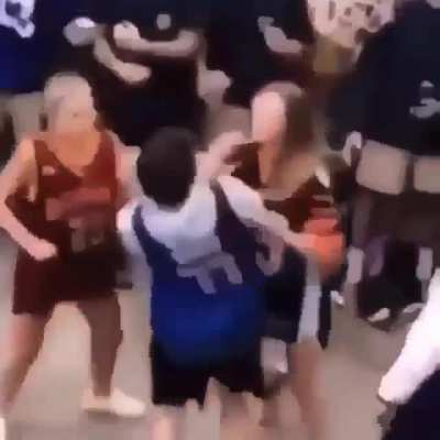Kyle dunks on girl