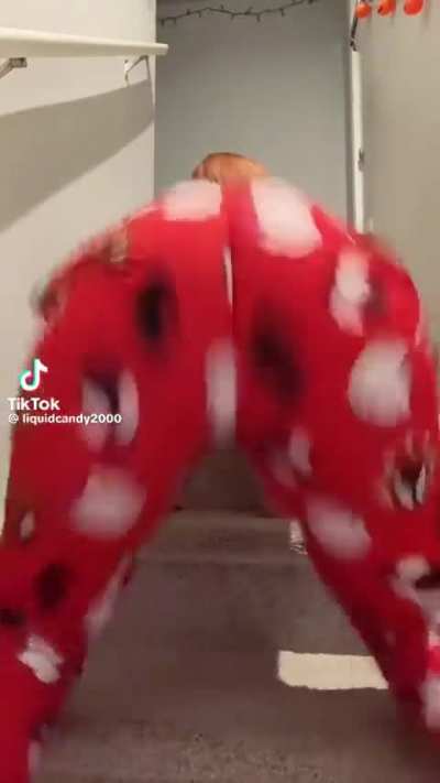 Making it clap in those pants = Talent