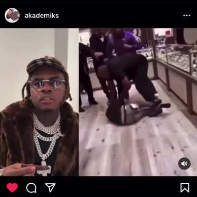 Y&rsquo;all see this nigga gunna body guards 💀💀