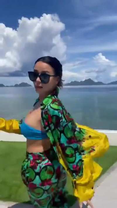 Yassi Pressman